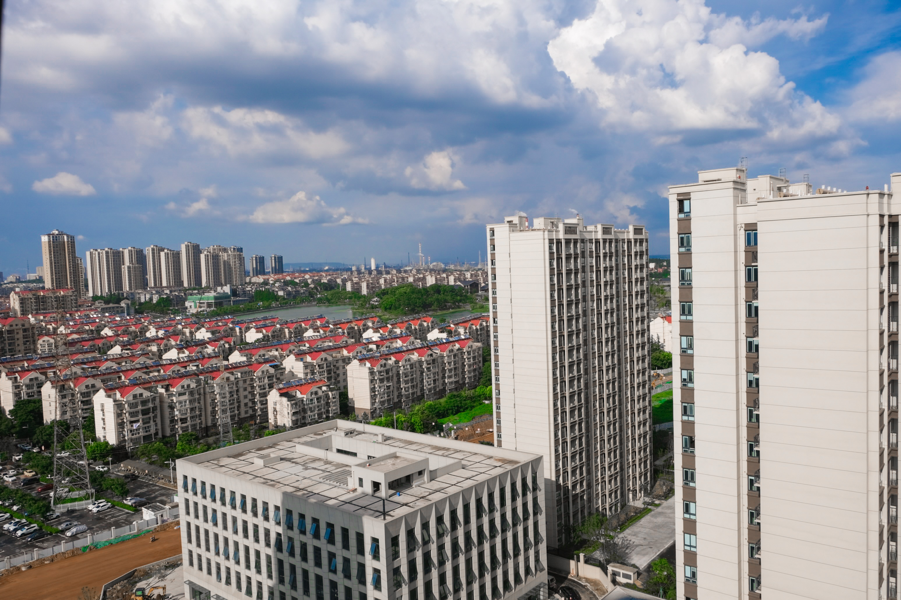 台风过境，，这一大波民生项目be like（图说包管房）