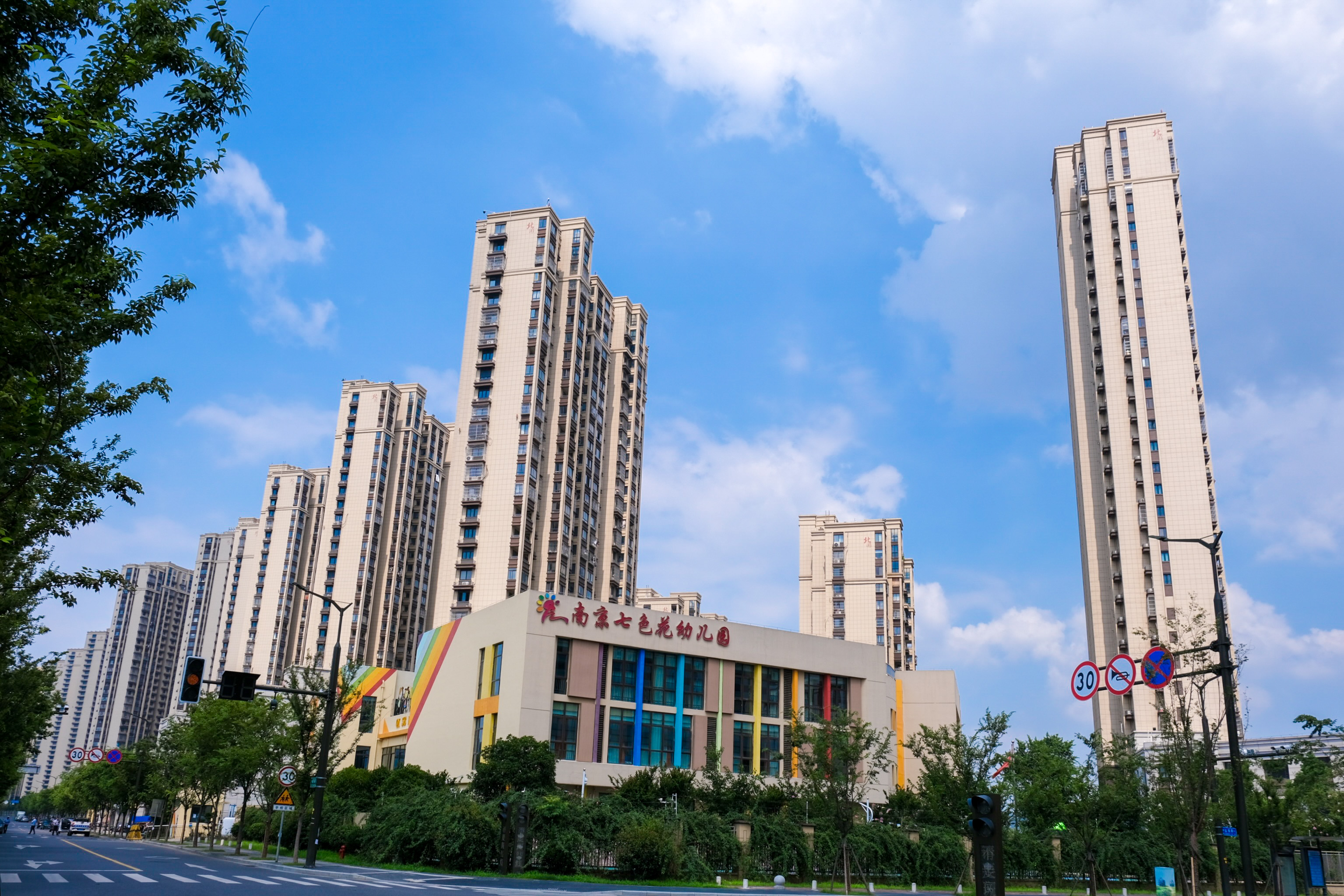 台风过境，，这一大波民生项目be like（图说包管房）